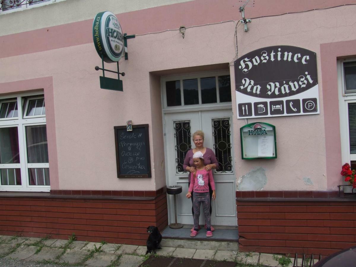 Hostinec Na Návsi Javorník Exterior foto